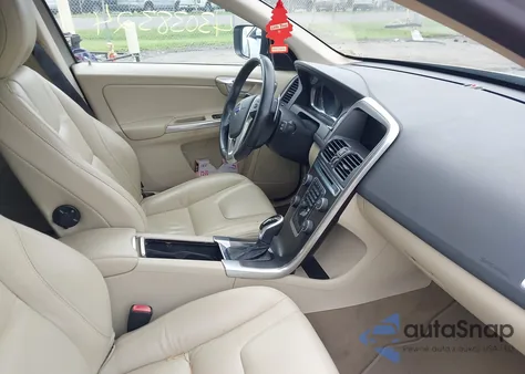 2014 Volvo Xc60 T6 from USA, damaged, VIN YV4902DZ3E2503820